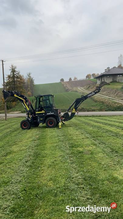 Sprzedam koparko ładowarkę Rok produkcji 2015 sprzedam