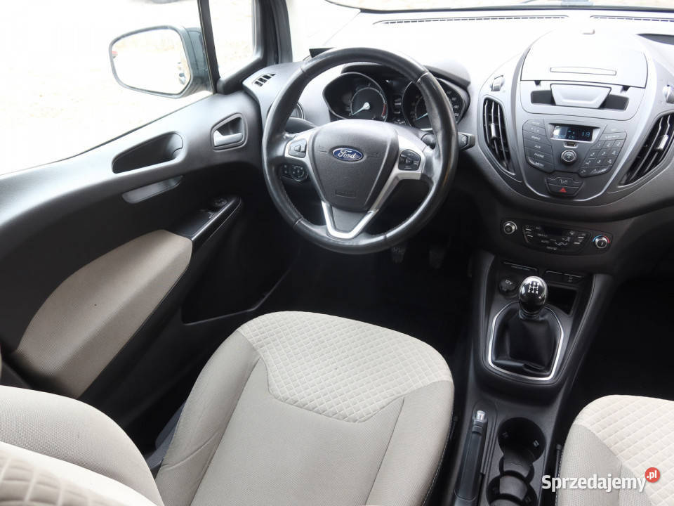 Ford Tourneo Courier 16 TDCi śląskie