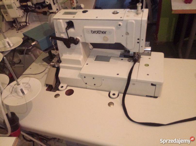 Maszyna do szycia Szlufkarka Brother z nożami Produkcja Wałbrzych