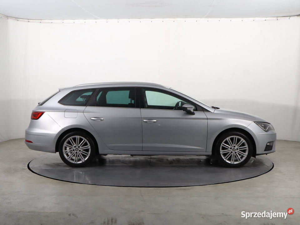 Seat Leon 15 TSI srebrny Katowice sprzedam