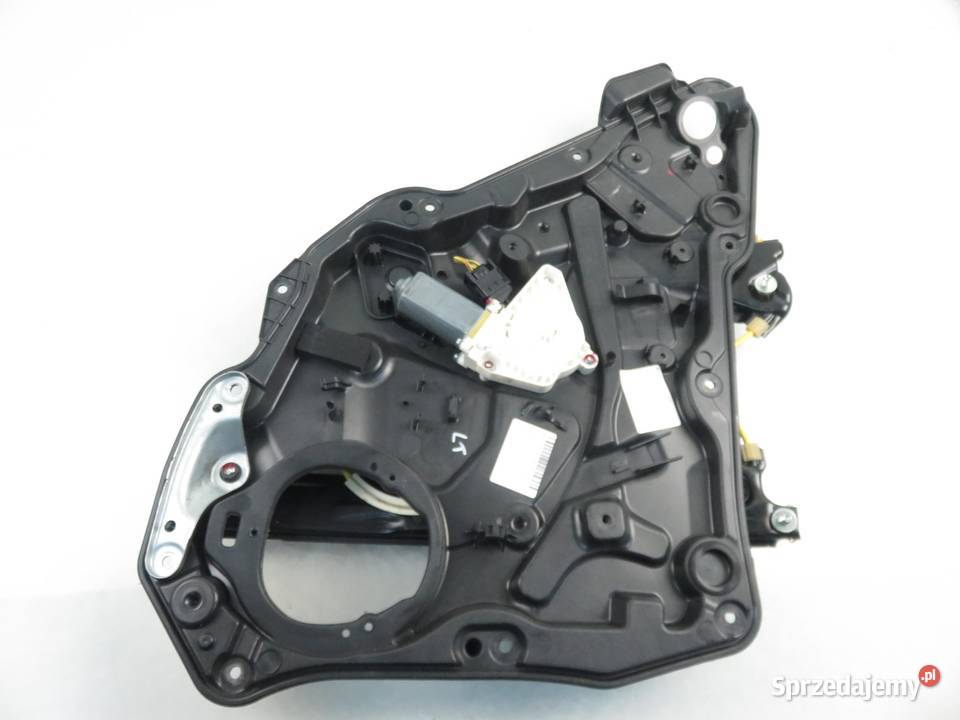 PODNOŚNIK SZYBY LEWY TYLNY MERCEDES CLA coupe