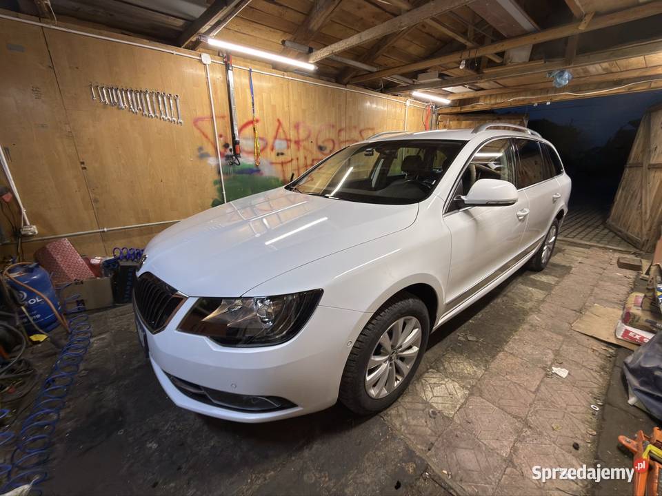 Skoda Superb II FL 2014 20 TDI 4x4 światła przeciwmgielne śląskie Drogomyśl sprzedam