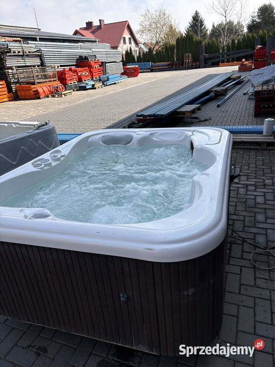 Wanna ogrodowa jacuzzi basen HOTSPRING 34 Zamość