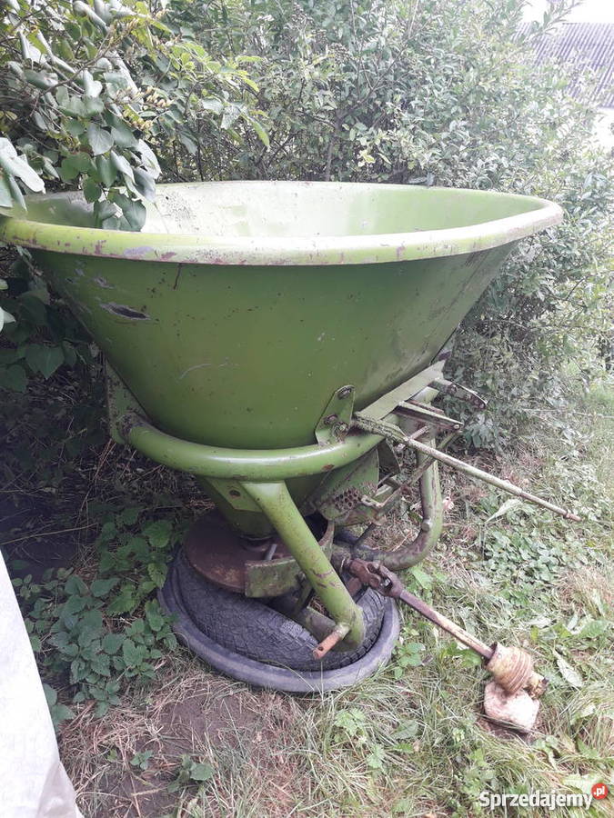 Rozsiewacz nawozu Amazone 400 Żychlin