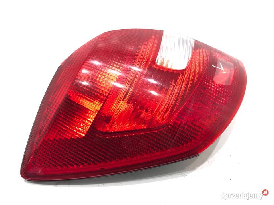 LAMPA LEWY TYŁ SKODA FABIA II 5J6945111