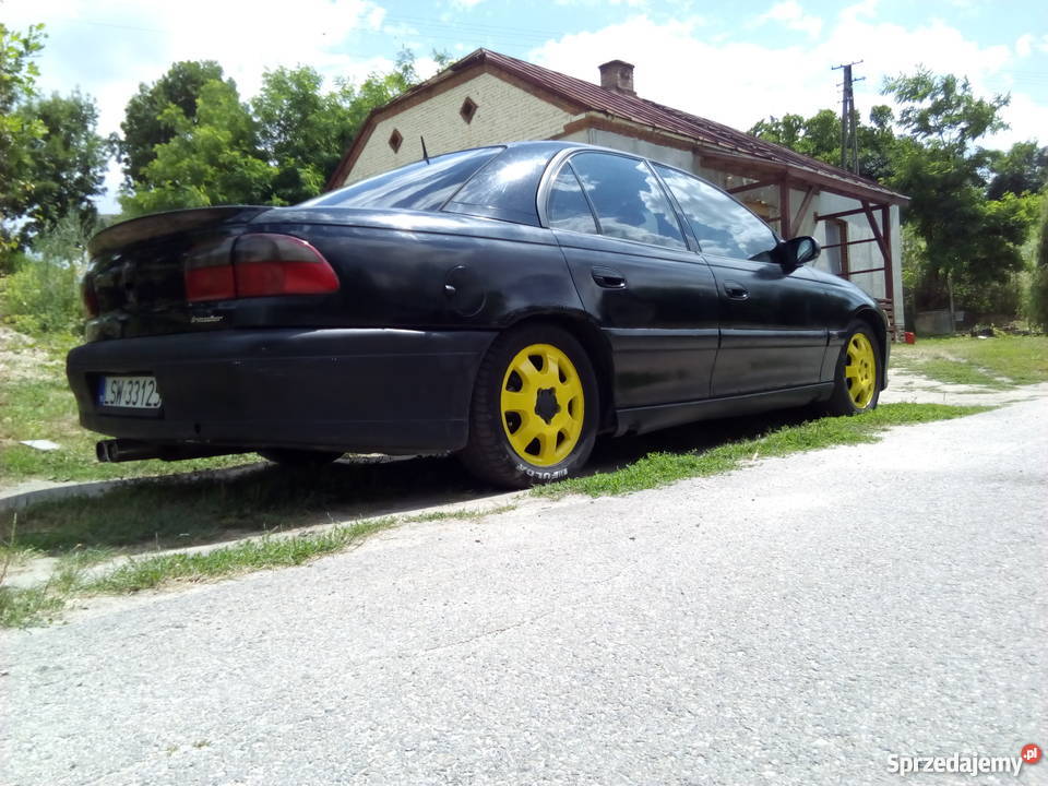 Opel omega bose