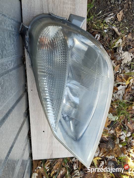 Lampa przednia lewa Mercedes Vaneo W414 łódzkie sprzedam