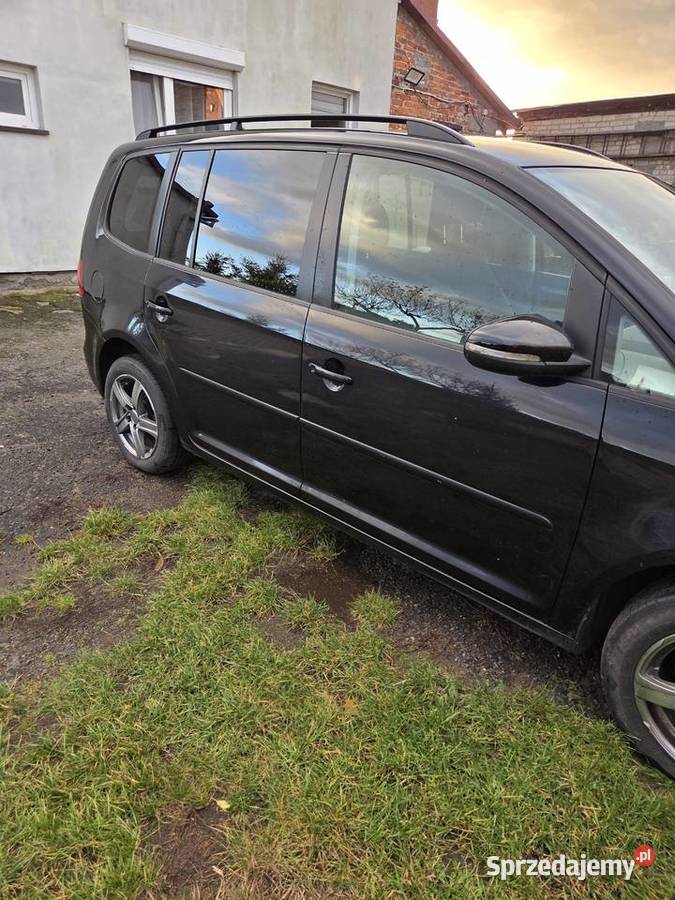 Touran 16 tdi 2011uszkodzony Touran Głogów