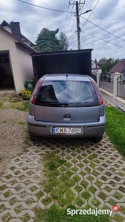 Opel corsa c 10 bezyna