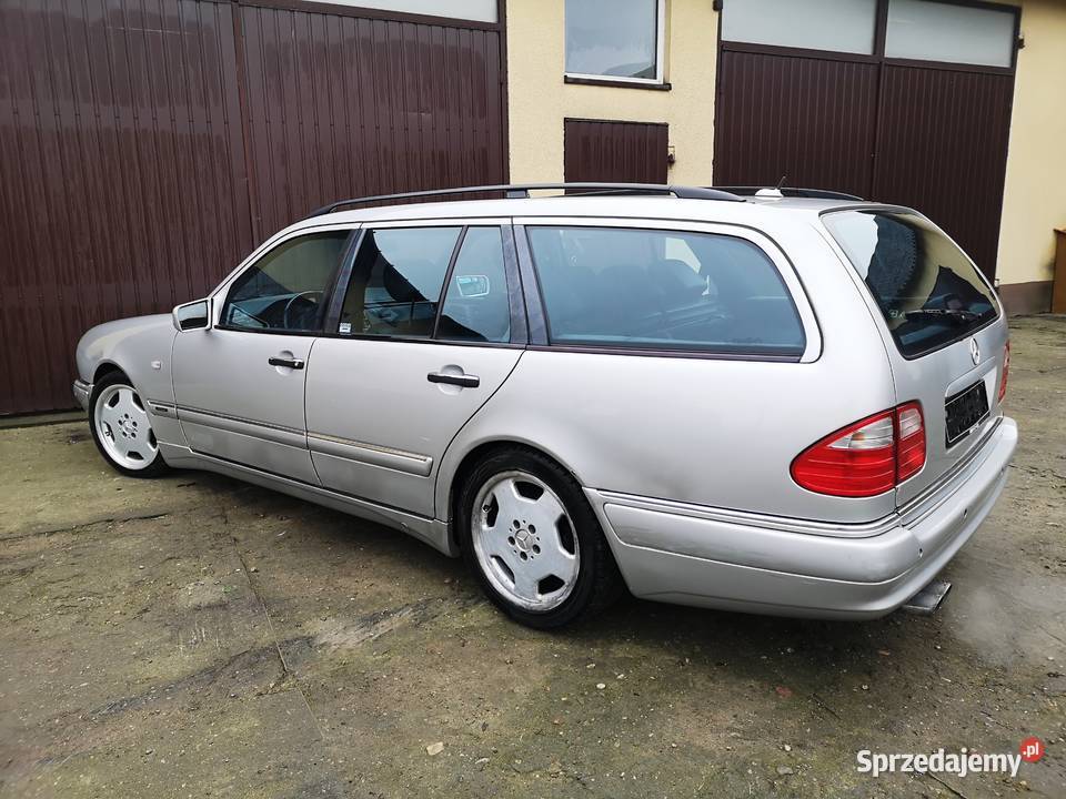 MercedesBenz W210 E55 AMG Kiernozia
