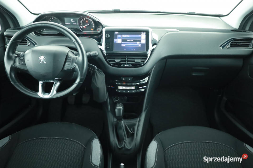 Peugeot 208 12 PureTech światła przeciwmgielne Piaseczno