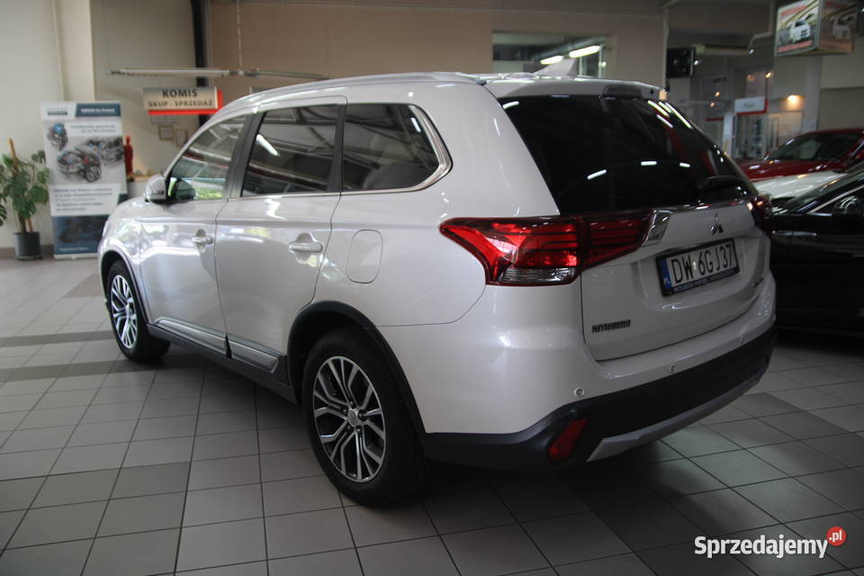 Mitsubishi Outlander INTENSE 4WD Automat Salon Outlander Smolec
