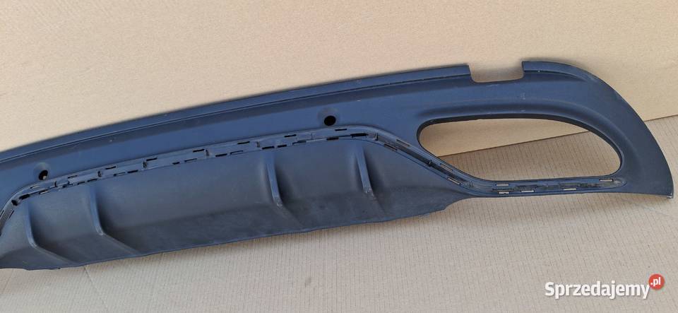 MERCEDES CKLASA W205 AMG DOKŁADKA ZDERZAKA TYŁ Bieleń sprzedam