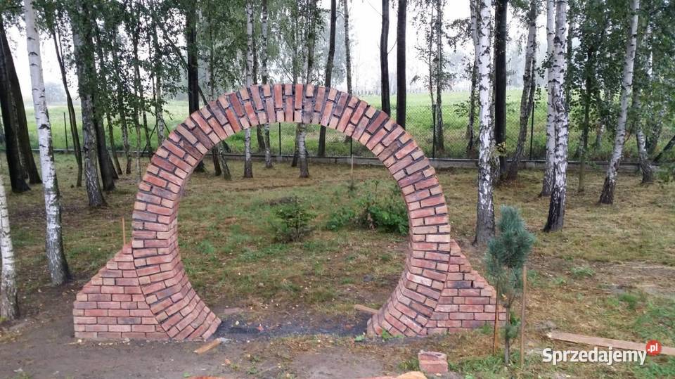 Murowanie z kamienia klinkieru i cegły