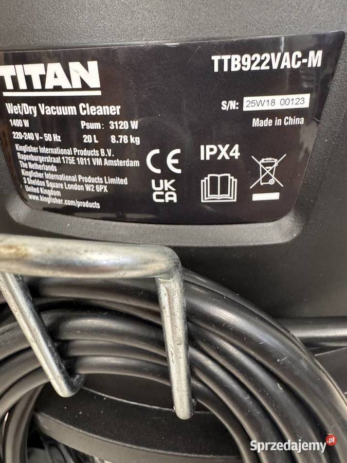 Odkurzacz przemysłowy 1400W Titan 20L otrząsanie Lesieniec