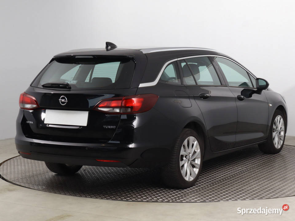 Opel Astra 14 T światła do jazdy dziennej Astra