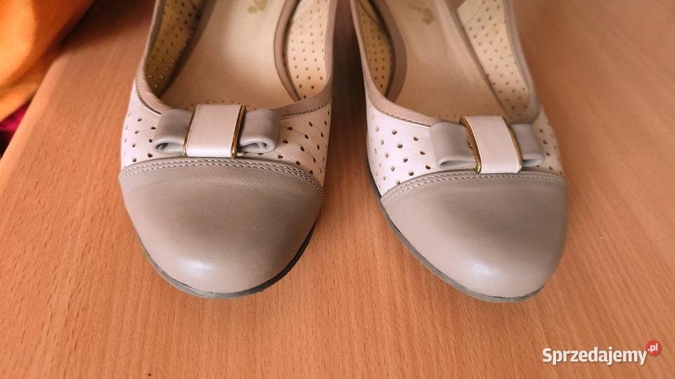 Buty białe beżowe kawa z mlekiem wielkopolskie Zawory