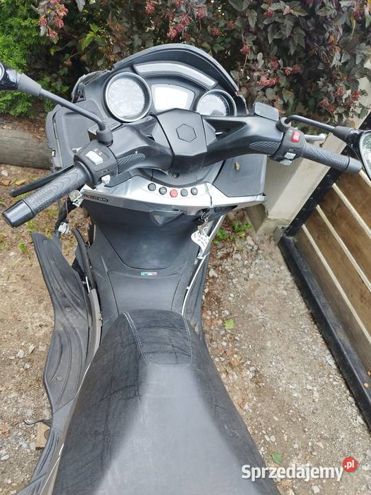 Piaggio x10 x 10 330 uszkodzony okazja Słodków-Kolonia