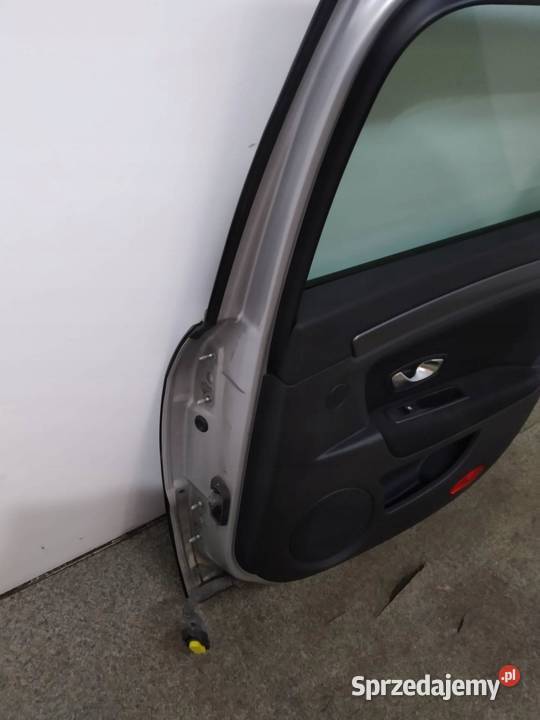 DRZWI PRAWE TYŁ KOMBI TED69 Renault Laguna III