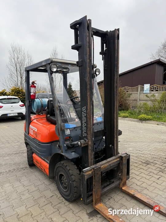 wózek widłowy TOYOTA 6FG18 1800 podnoszenie 370m Działoszyn
