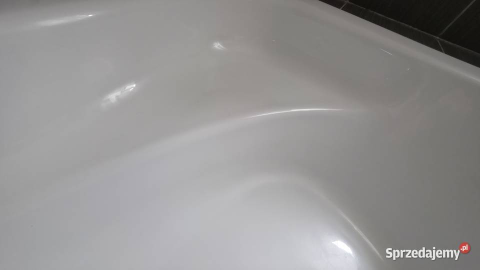 Wanna narożna 150x100 do obudowy płytkami Gliwice