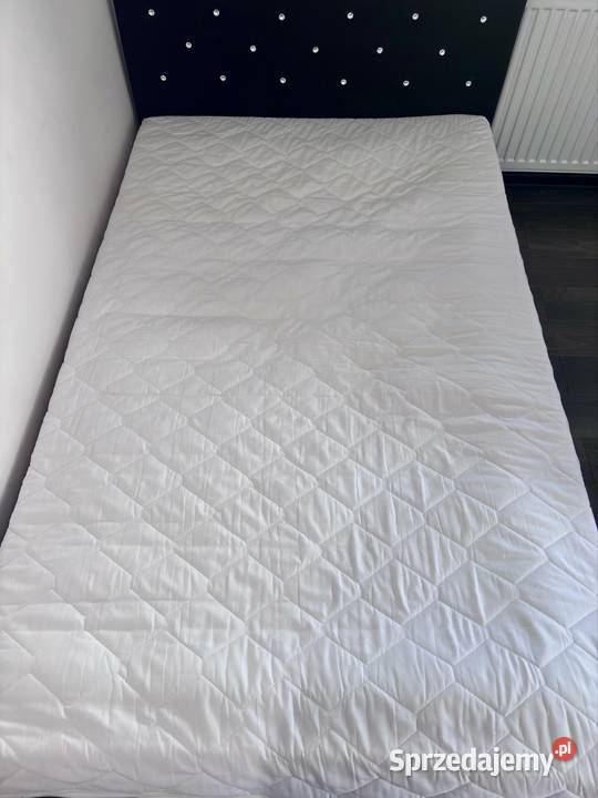 Łóżko tapicerowane 120x200 czarne z kryształkami Pozostałe Medynia Kańczucka