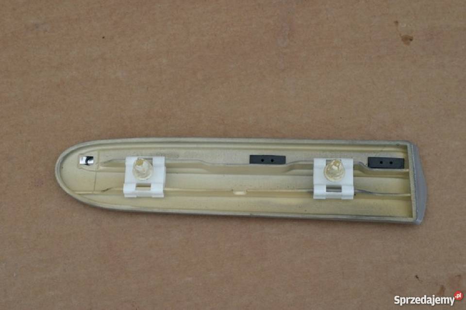 MERCEDES C KLASA W203 LISTWA OZDOBNA BŁOTNIKA lubuskie Bieleń