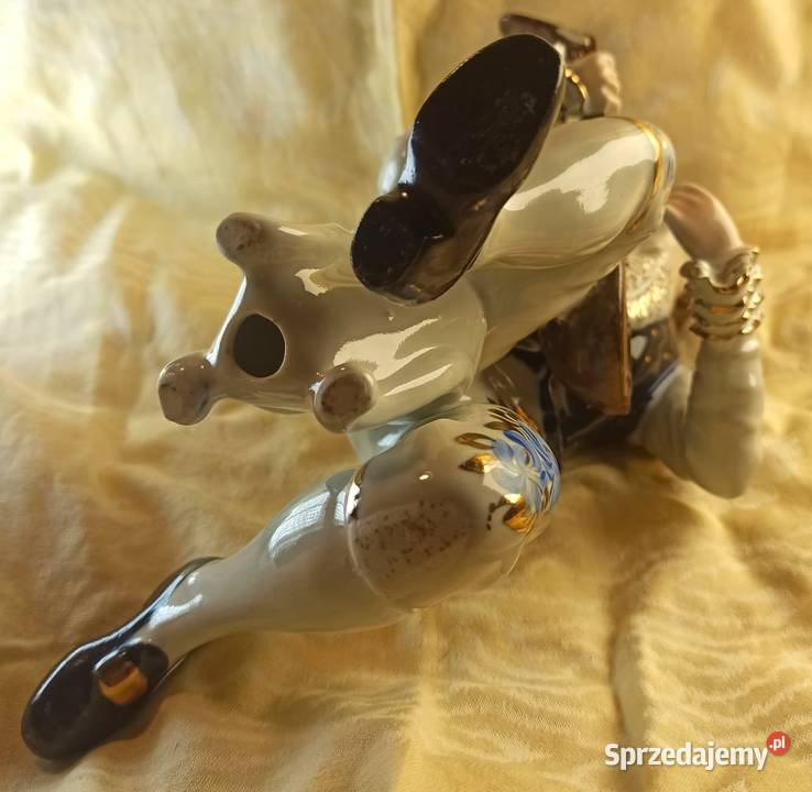 Porcelanowa Figurka Dikolenko KAWALER KLĘCZĄCYZ Bytom