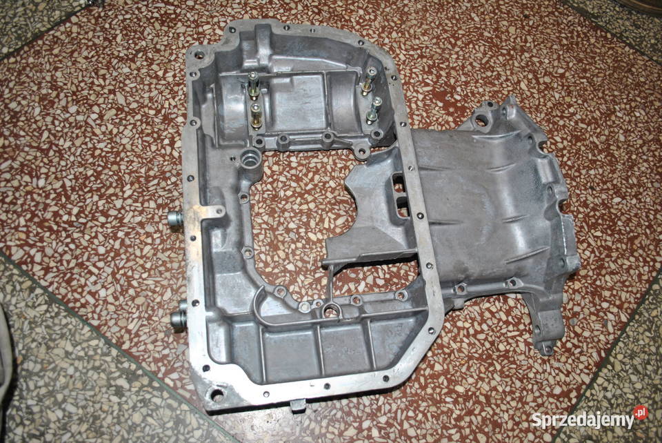 Duża miska oleju AUDI A4B5 A6C5 A8D2 PASSAT B5 Blok silnika Poręba sprzedam