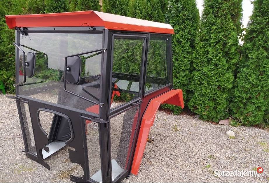 Kabina do ciągnika do URSUS C330 bez błotników lubelskie Biłgoraj