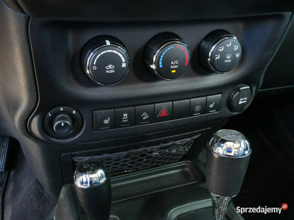 Jeep Wrangler JK 36V6 Pentastar 284 Eu6 nawigacja śląskie Goczałkowice-Zdrój