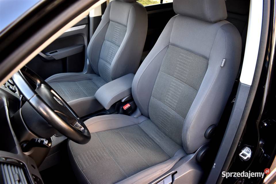 zarejestrowany Touran 20 tdi klimatronik sprzedam