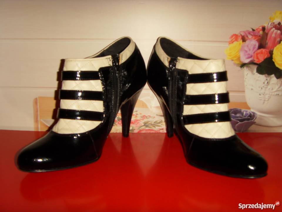 BOTKI LAKIERKI NAJMODNIEJSZE WIOSNA NEU LOOK Wrocław