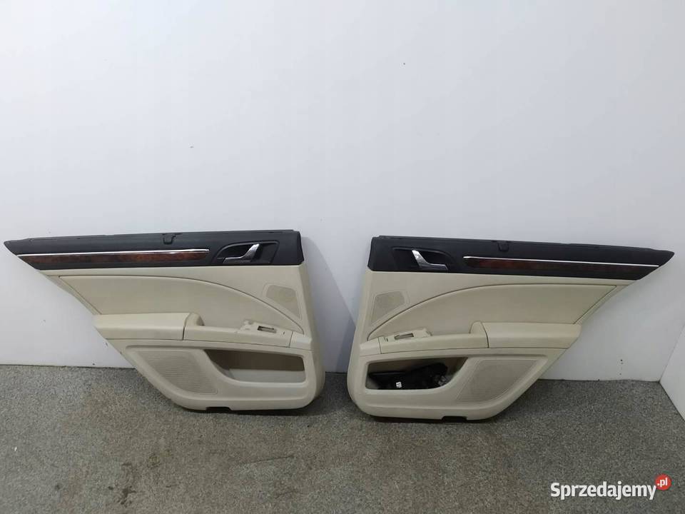 TAPICERKA BOCZEK LEWY PRAWY TYŁ SEDAN 3T KPL Wyposażenie wnętrza świętokrzyskie