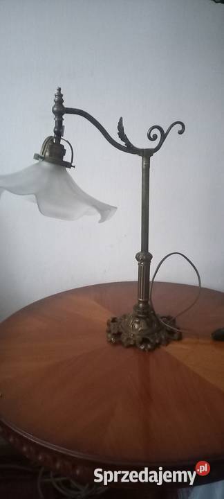 Secesyjna bogato zdobiona lampka z mosiądzu łódzkie Skierniewice