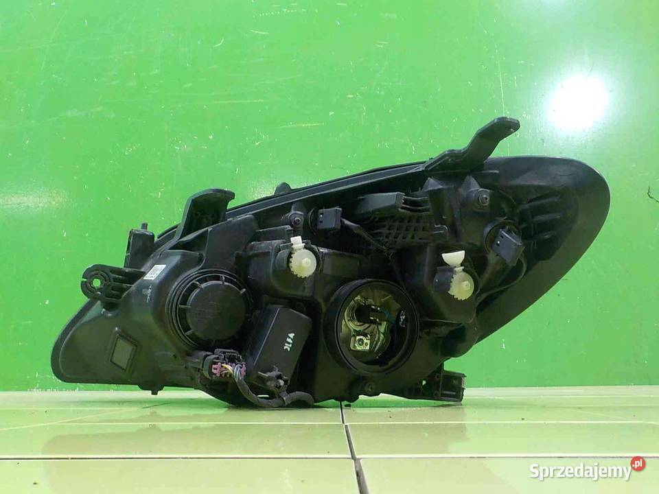 OPEL MOKKA A I 15r lampa prawa przod