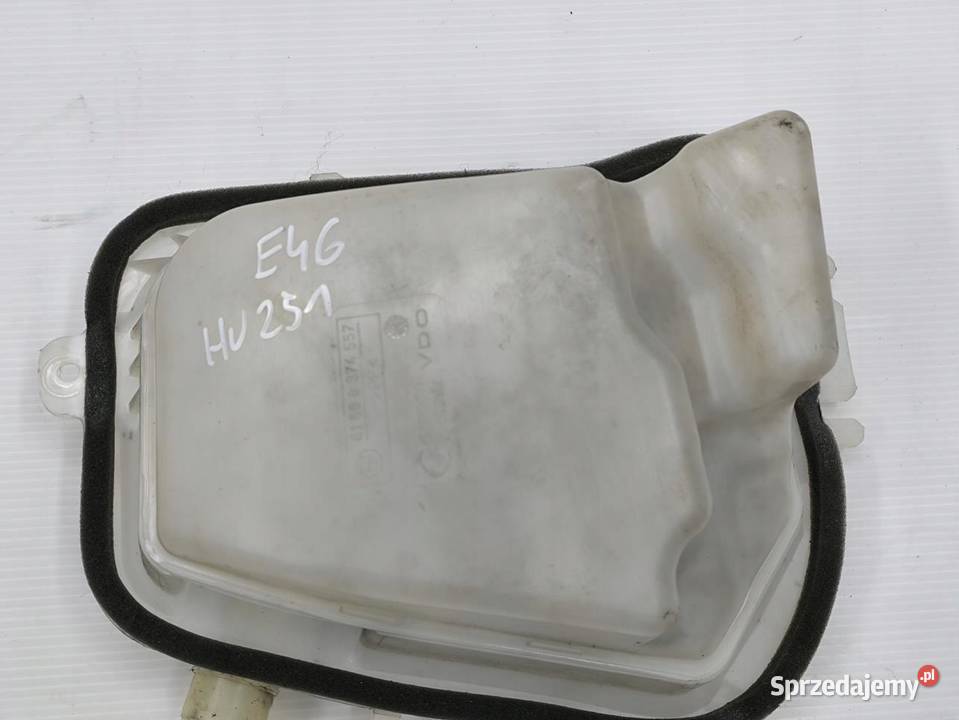 ZBIORNICZEK SPRYSKIWACZY TYŁ BMW E46 19 TOURING
