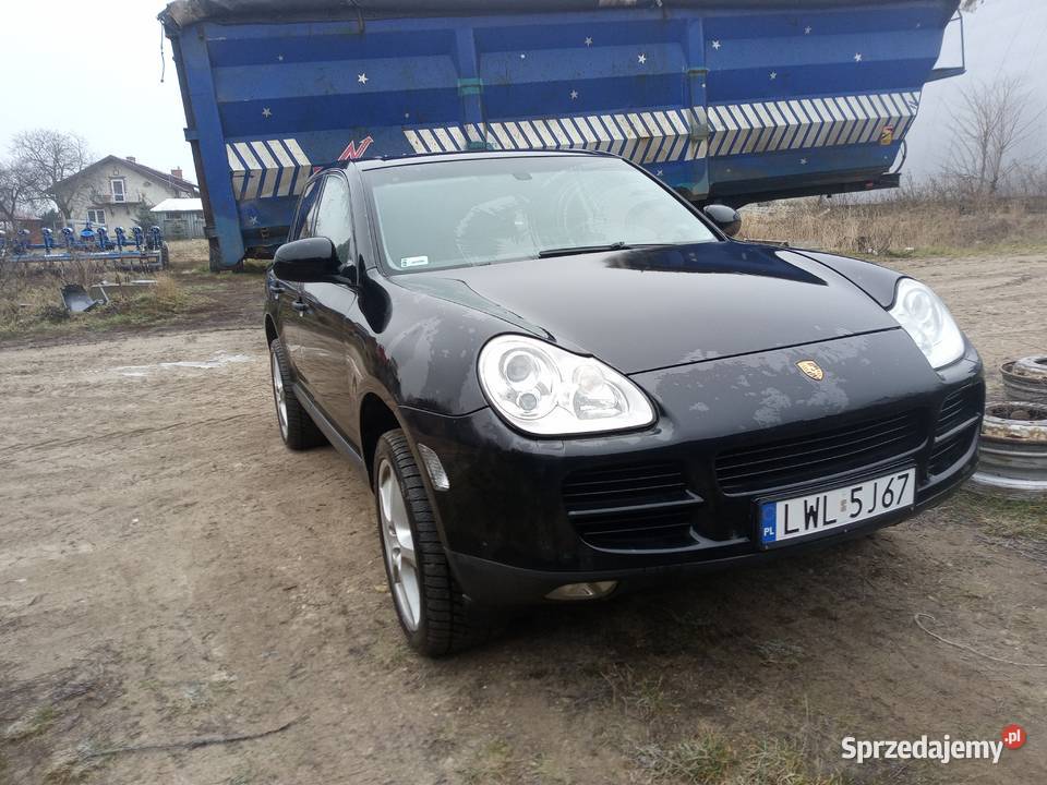 porsche cayenne 45V8 CZARNY 340