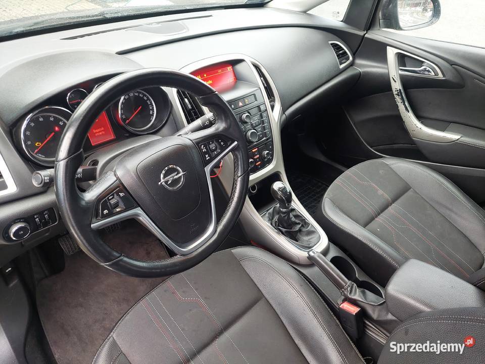 OPEL ASTRA SPORTS TOURER manualna Zielonki