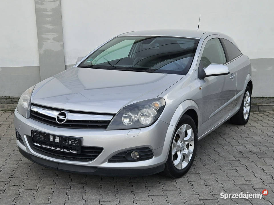 Opel Astra GTC SPORT I Właściciel Serwis H srebrny