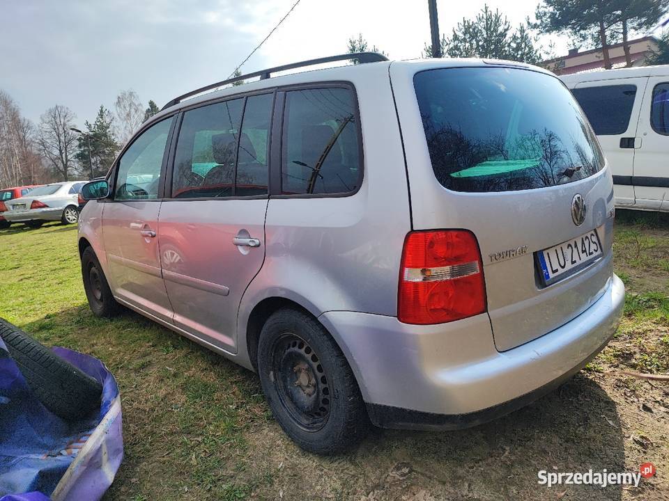 VW Touran 20 TDI uszkodzony silnik 2000cm3 Touran lubelskie Kozłówka