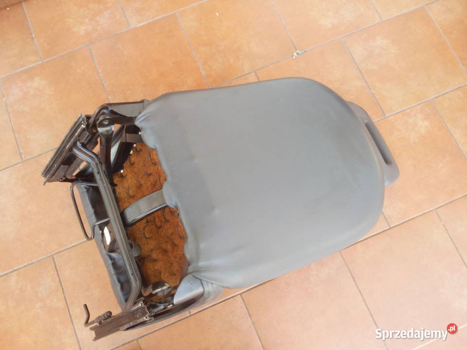 Fotel lewy kierowcy fiat 126p maluch Fotele i kanapy Połaniec