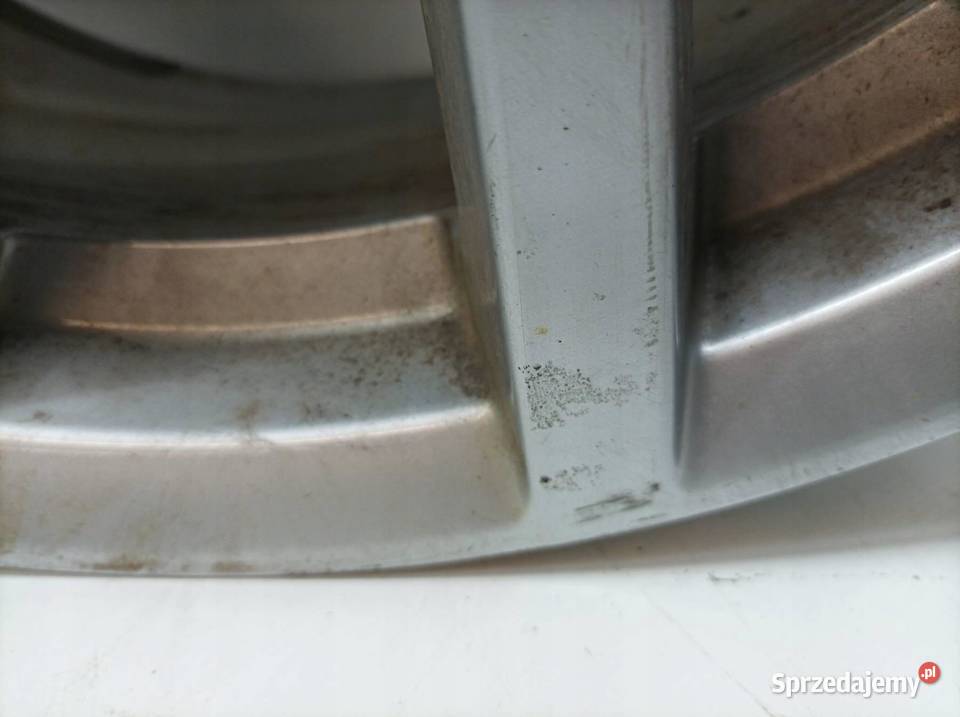 FELGA ALUMINIOWA R17 5X112 ET45 OC 57 70JX17H2 aluminiowe Samochodowe