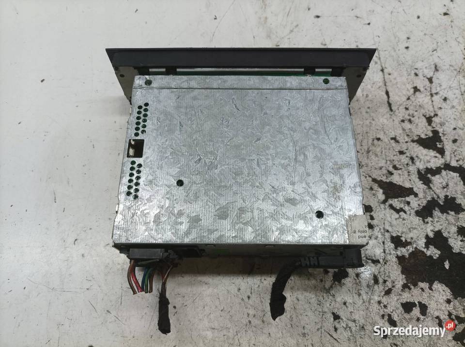 RADIO CHORUS 8E0035152 Audi A4 II 20002006 B6 Rok produkcji 2001