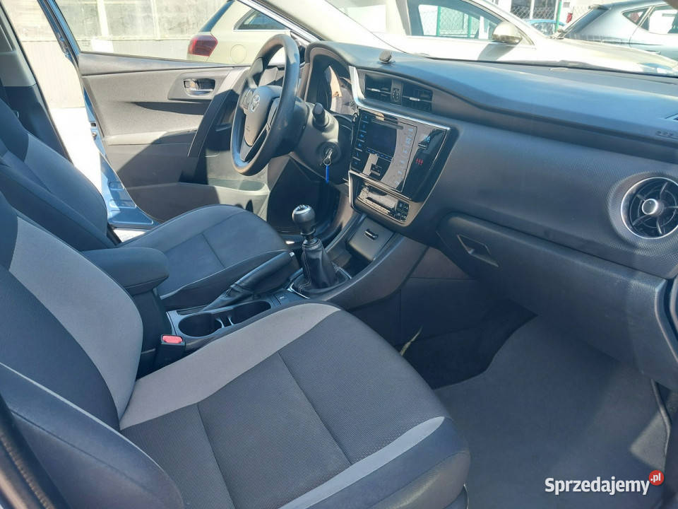 Toyota Auris 1617 SALON pierwszy wł 100 kurtyny powietrzne