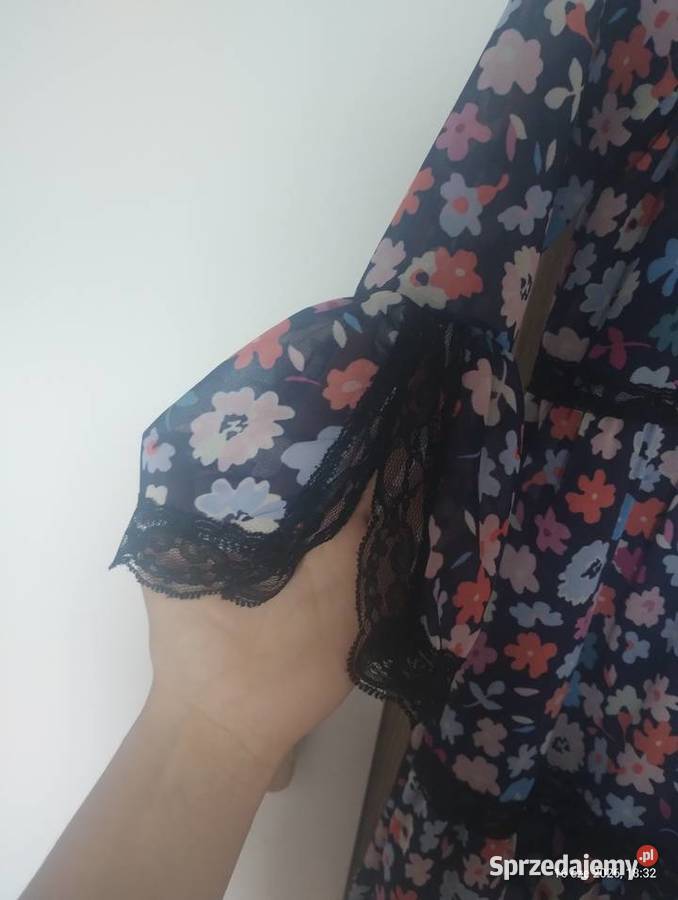 Sukienka Milady rozmiar uniwersalny do XL 3/4 Czermna