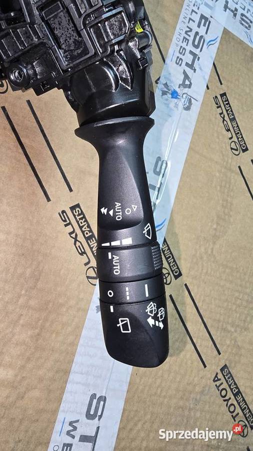 Manetkipająk toyota chr łódzkie