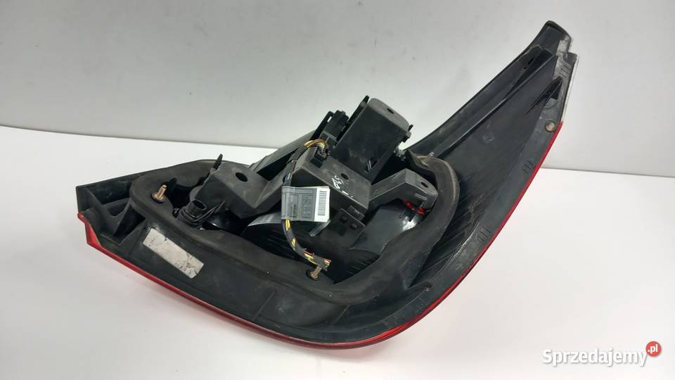 BMW E60 SEDAN LAMPA TYŁ LEWA osobowe Zbierkowo