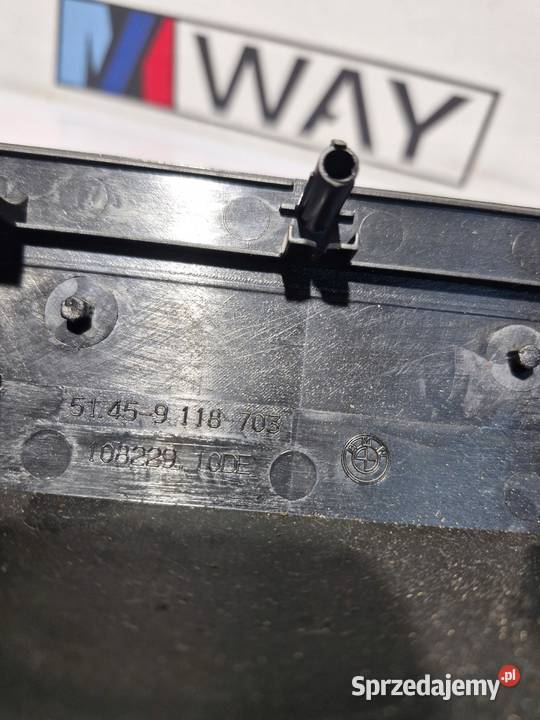 BMW E90 E91 E92 E93 RAMKA OSŁONA PANELU