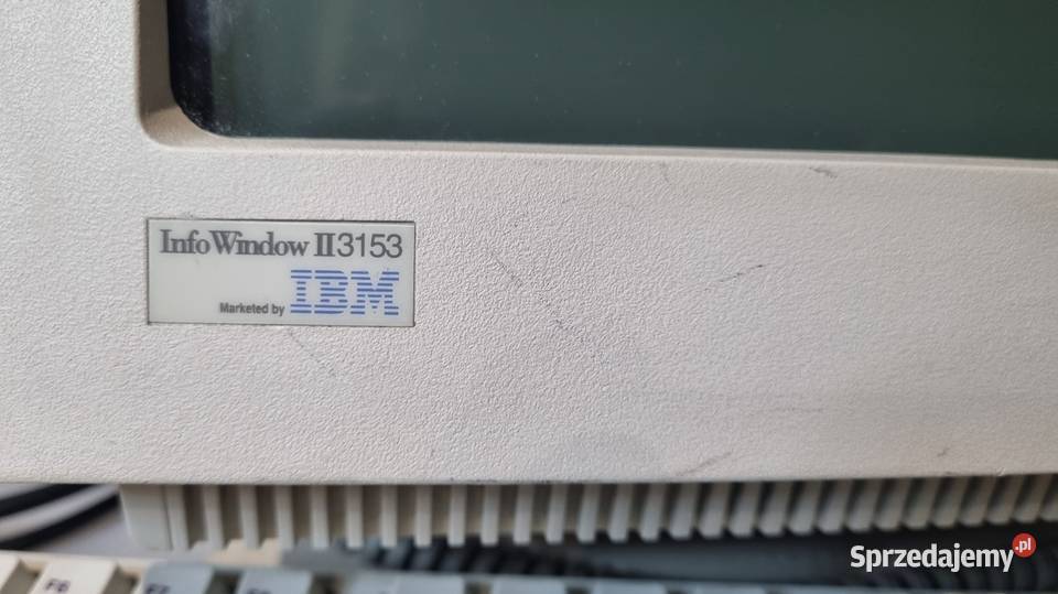 Retro terminal IBM InfoWindow II 3153